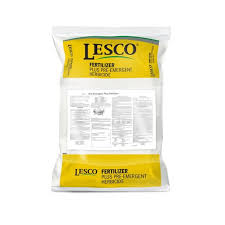LESCO Stonewall 0.43% 0-0-7 AM Pre-Emergent Granular Herbicide Plus Fertilizer 50 lb. Bag